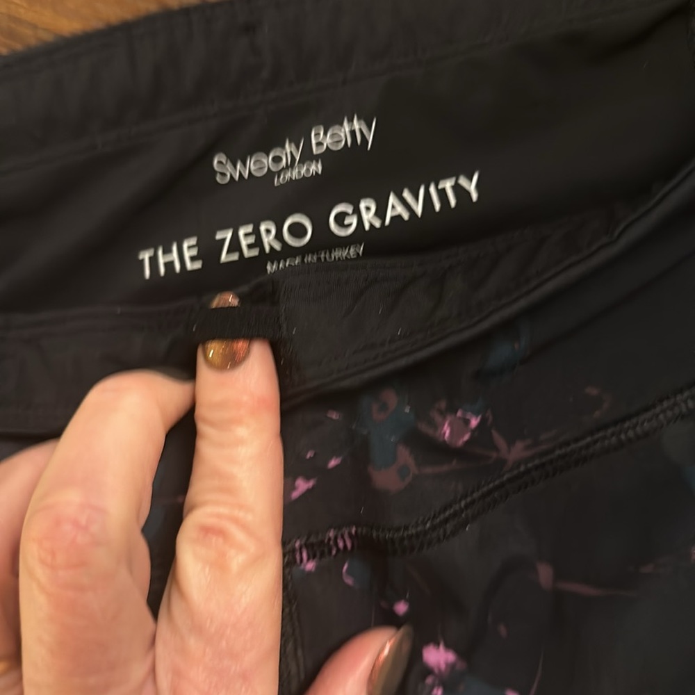 Sweaty Betty The Zero Gravity 7/8 Inch Legging - Picture 8 of 8